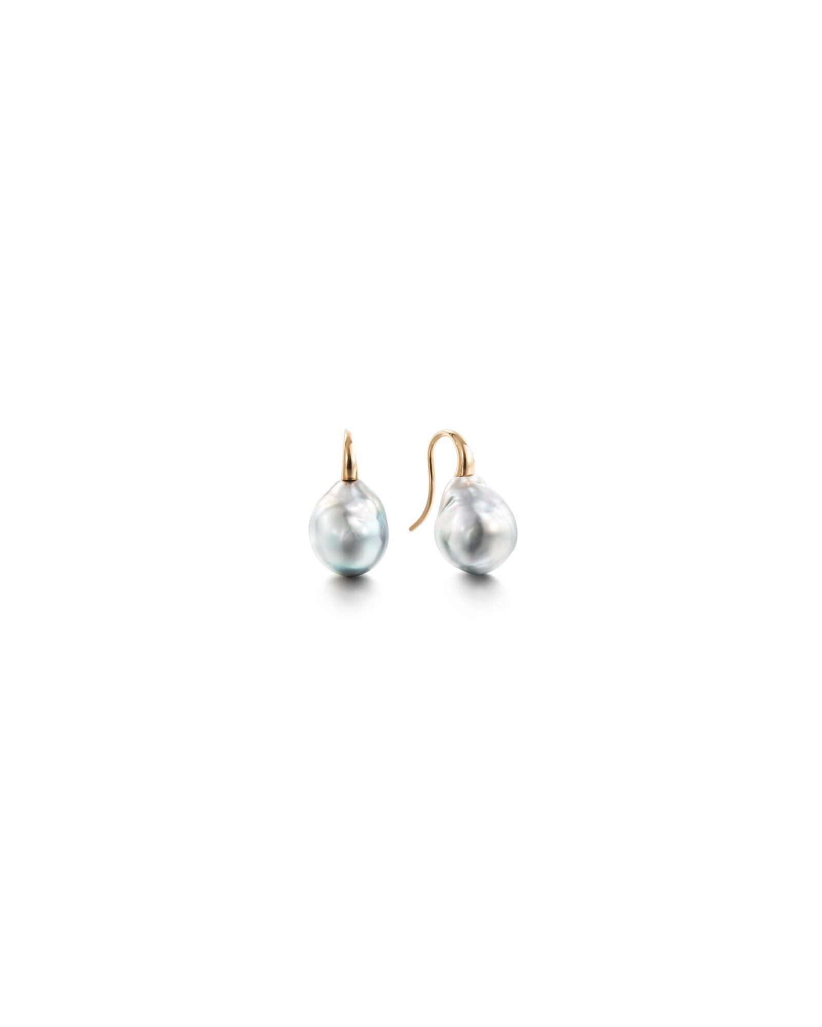 gold hook earrings with pearls
