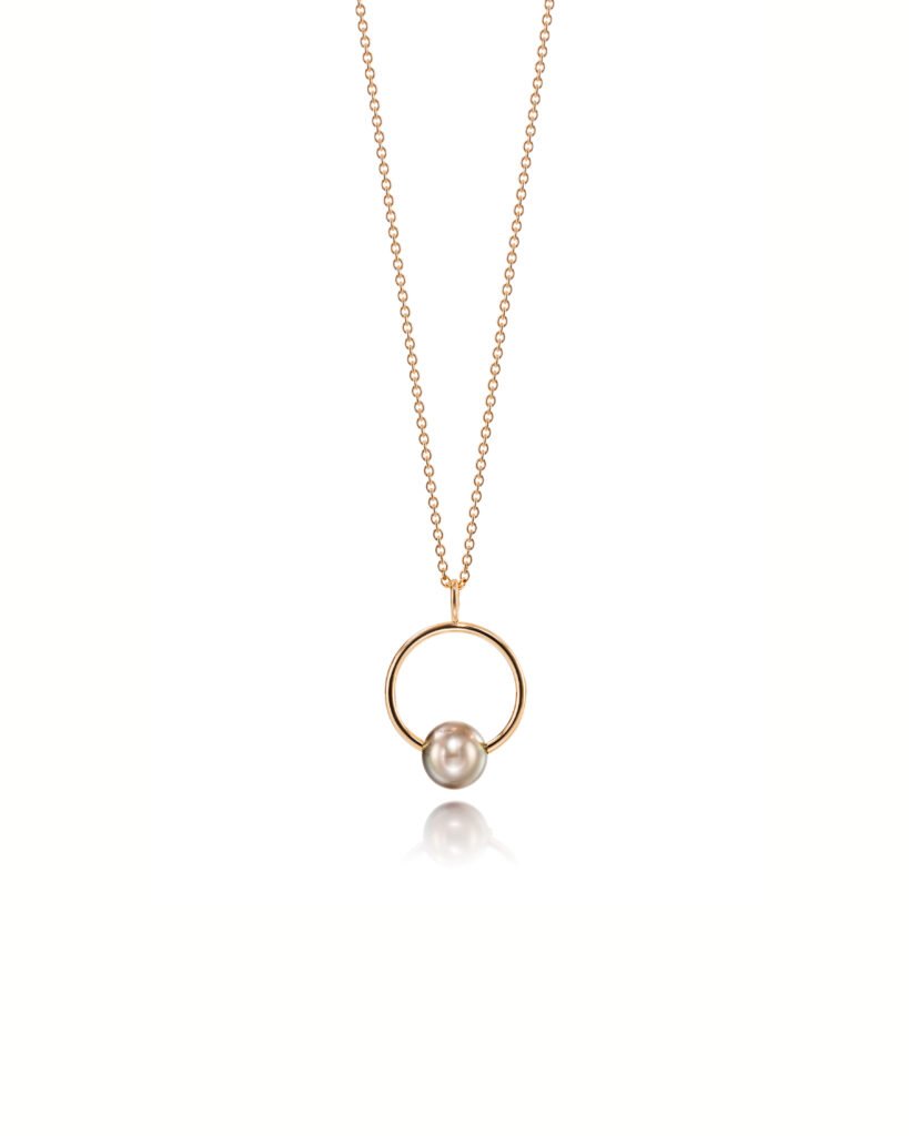 gold pearl pendant