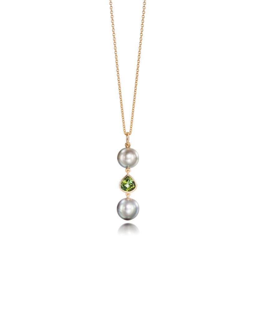 gold pearl pendant