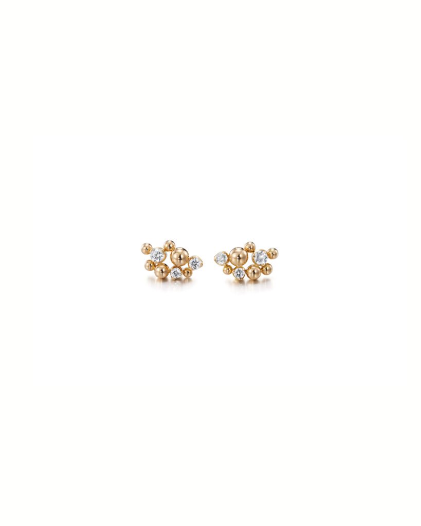 gold stud earrings with diamonds
