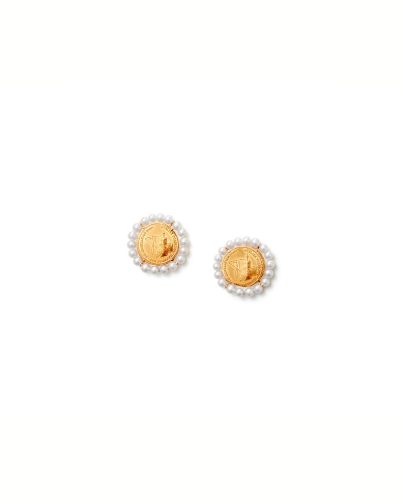 gold stud earrings with pearl halo