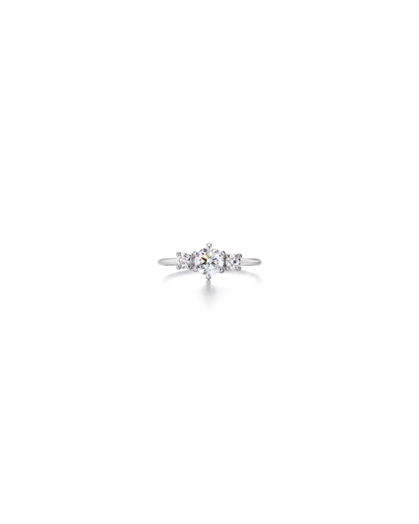 ring with three diamonds